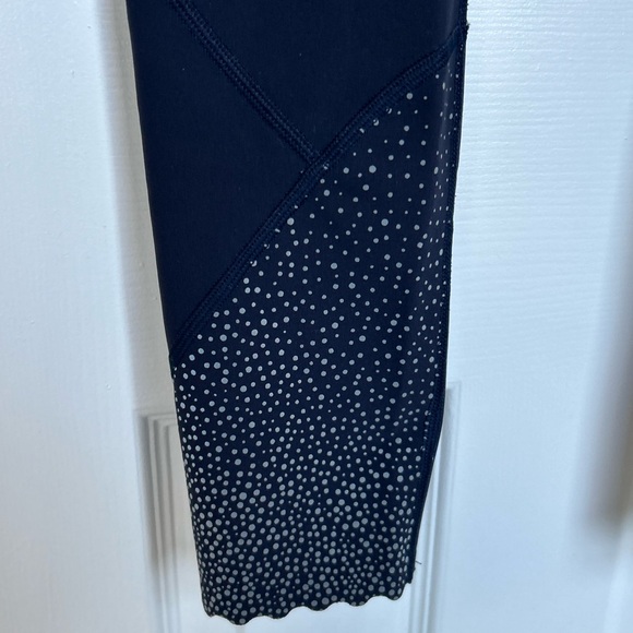 Lululemon Tight Stuff Tights Leggings, Navy Blue, Size 6 - Picture 3 of 16